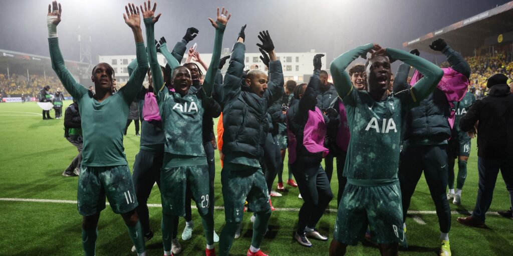 tottenham-hotspur-s-mathys-tel-pape-matar-sarr-richarlison-and-yves-bissouma.JPG