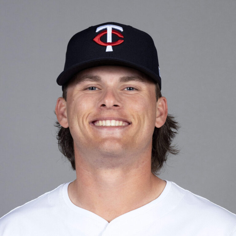 travis-adams-twins-spring-1024x1024.jpg