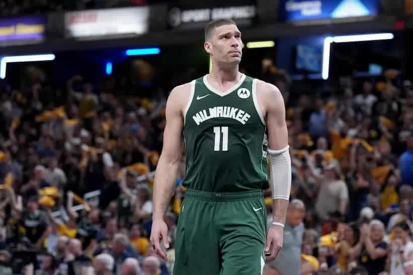 Brook-Lopez-Bucks-pic.jpg