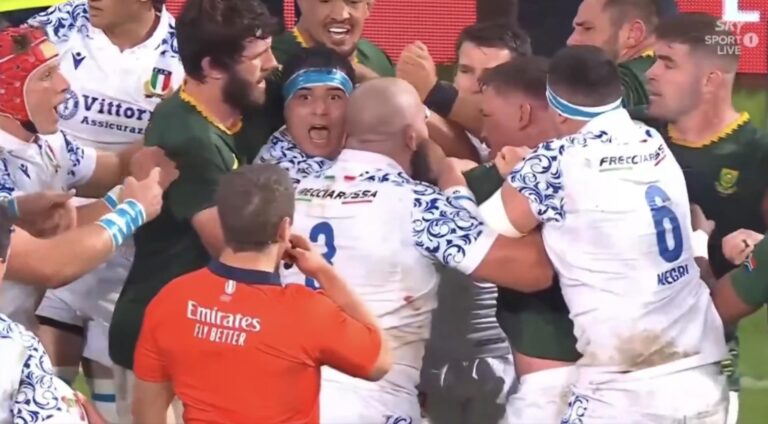 Jasper-Wiese-red-carded-headbutt.jpg