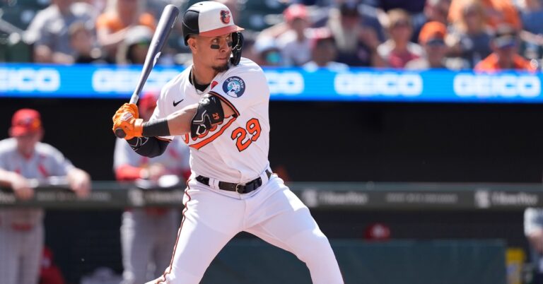 Ramon-Urias-Traded-to-Astros.jpg