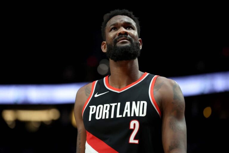deandre-ayton-1.jpg