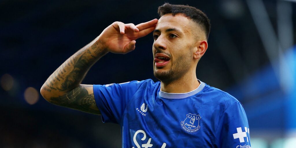 dwight-mcneil-for-everton.jpg
