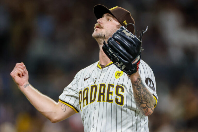 logan-gillaspie-padres-1024x683.jpg