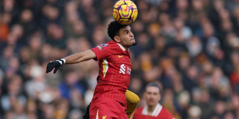 luis-diaz-in-action-for-liverpool-vs-wolves.jpg