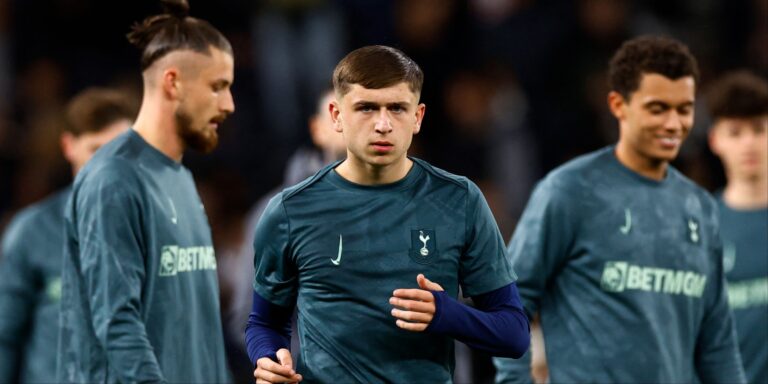 mikey-moore-tottenham-spurs-dragusin-brennan-johnson.jpg