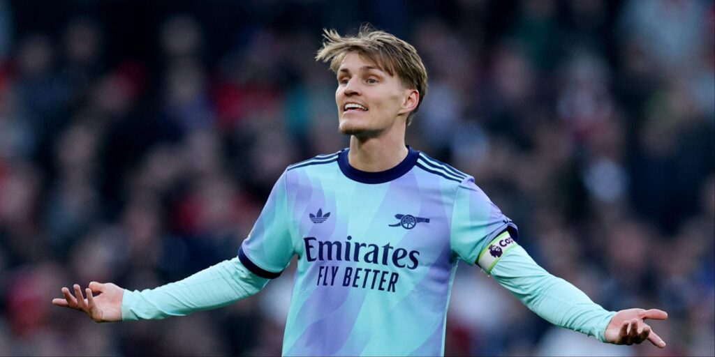 odegaard-arsenal-man-united.jpg